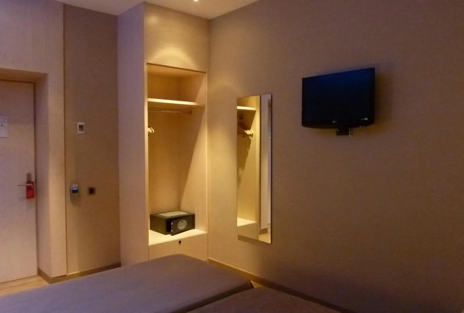 Barcelona House Hotel