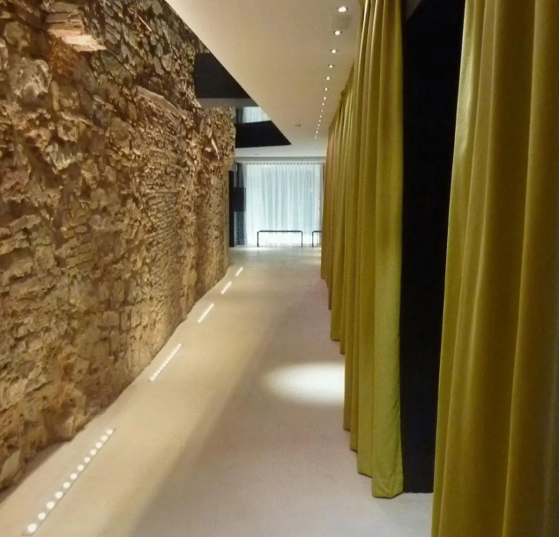 Barcelona House Hotel