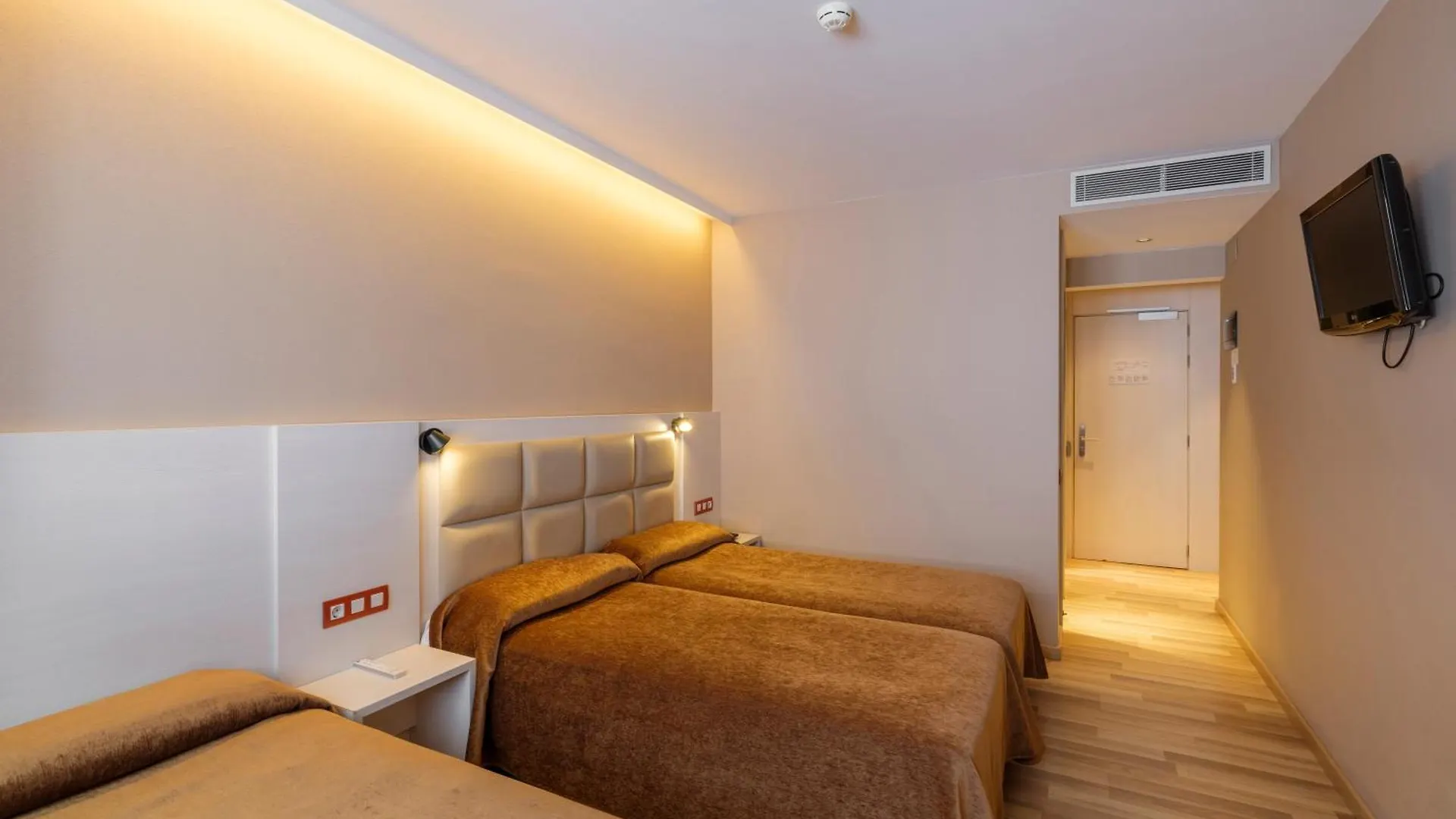 Barcelona House Hotel