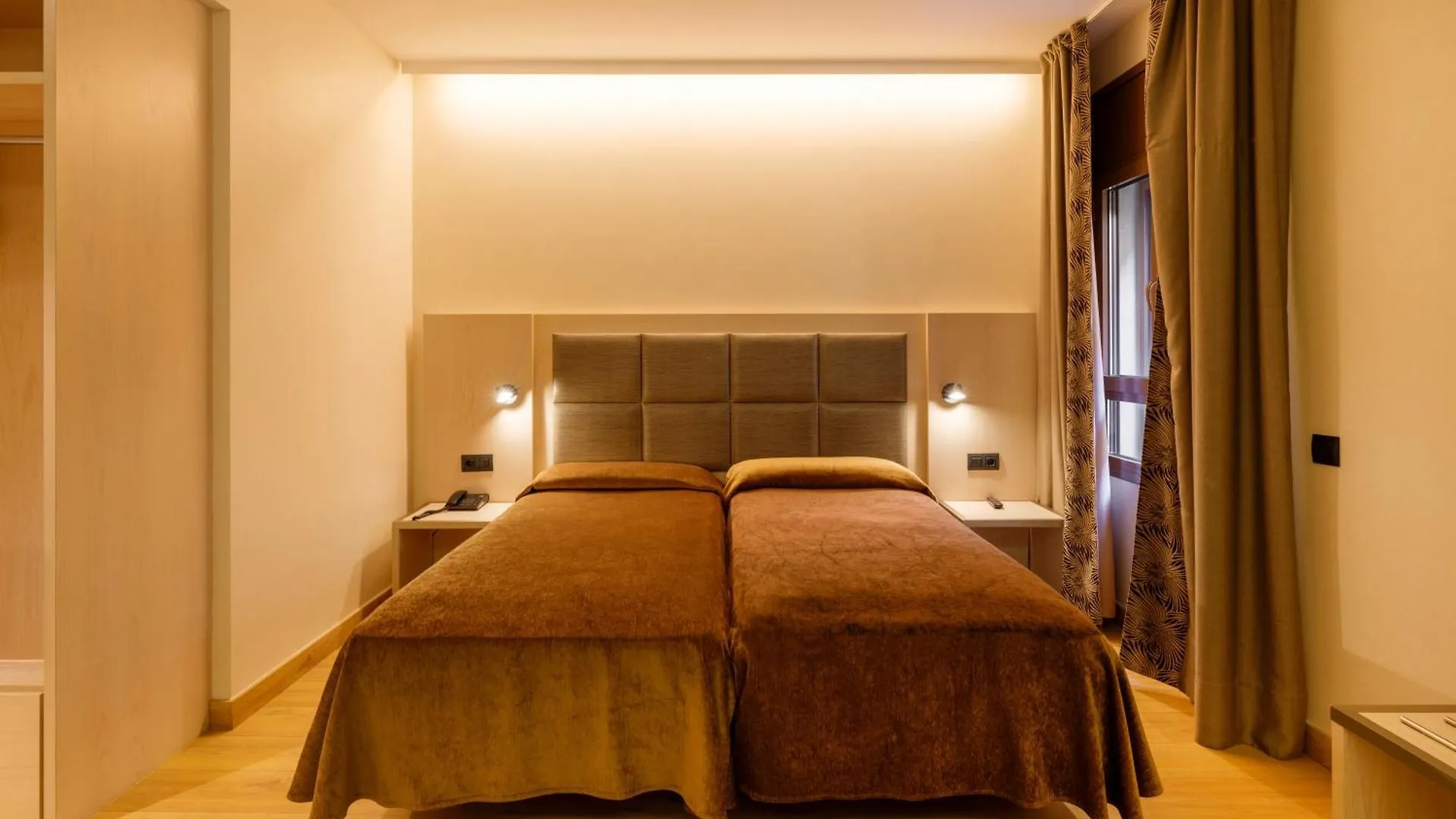 Barcelona House Hotel