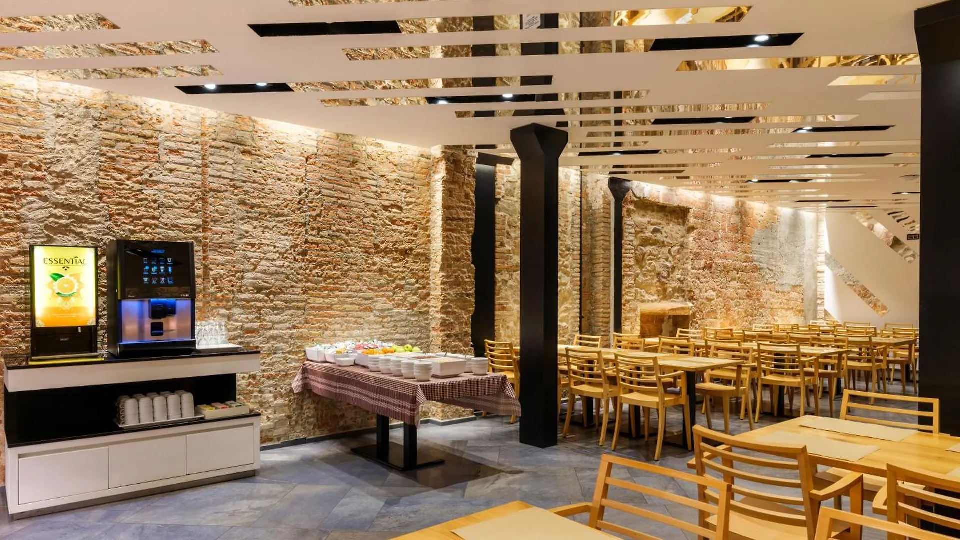 Barcelona House Hotel