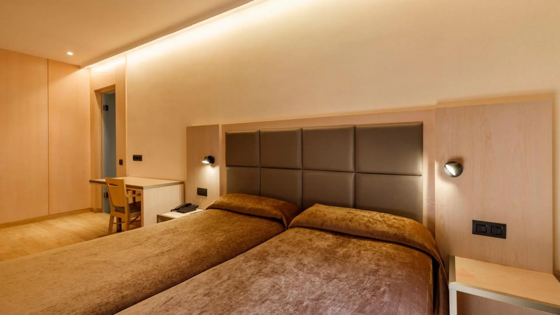 Barcelona House Hotel