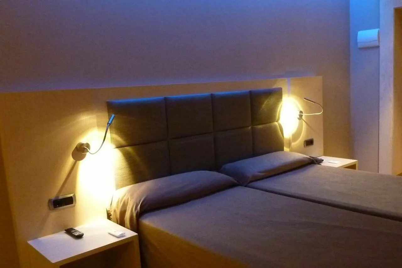 ***  Barcelona House Hotel Spain